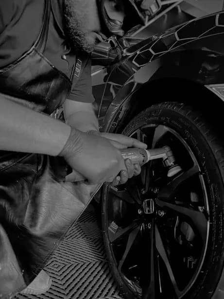 Beyond the bodywork, photograph from the PITT STOP catalogue